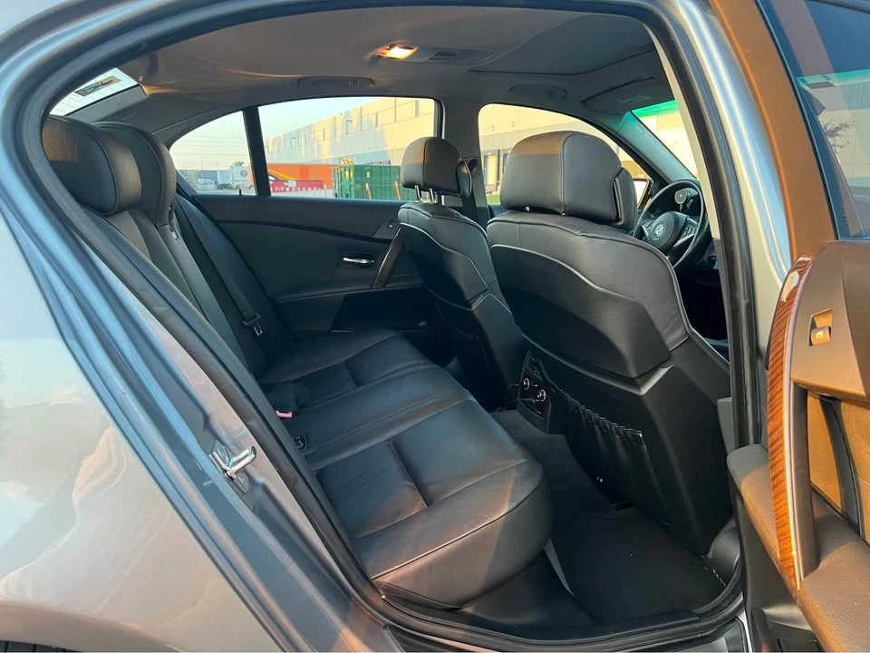 2007 BMW E60 545i & 550i Sedan - Image 12 of 16