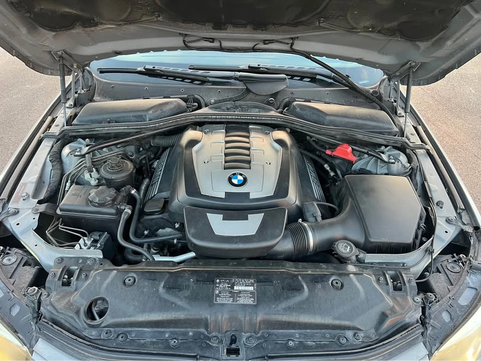 2007 BMW E60 545i & 550i Sedan - Image 14 of 16