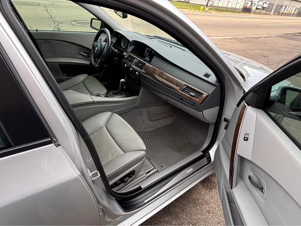 2007 BMW E60 545i & 550i Sedan - Image 13 of 13
