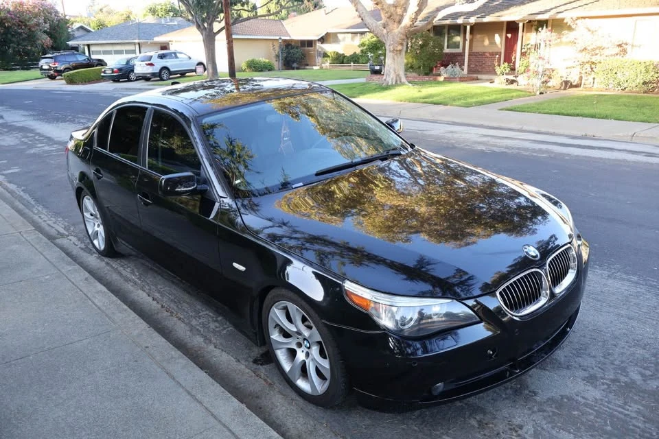 2007 BMW E60 545i & 550i Sedan - Image 5 of 13