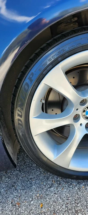 2007 BMW E60 545i & 550i Sedan - Image 4 of 9