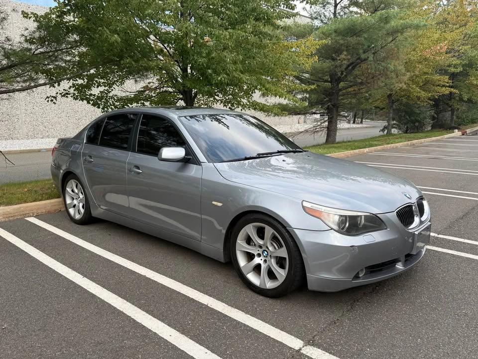2007 BMW E60 545i & 550i Sedan - Image 2 of 9