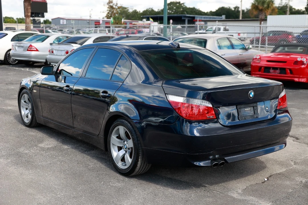2007 BMW E60 5 Series Sedan - Image 5 of 12