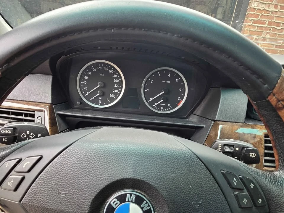 2007 BMW E60 5 Series Sedan - Image 5 of 10