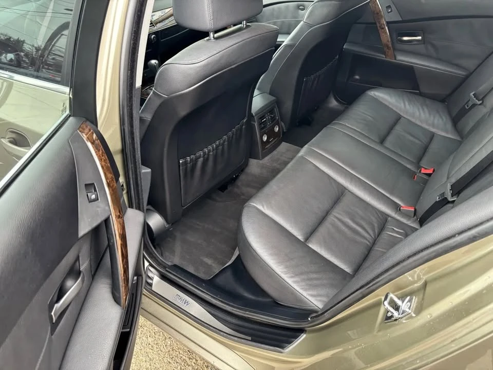2007 BMW E60 5 Series Sedan - Image 11 of 18