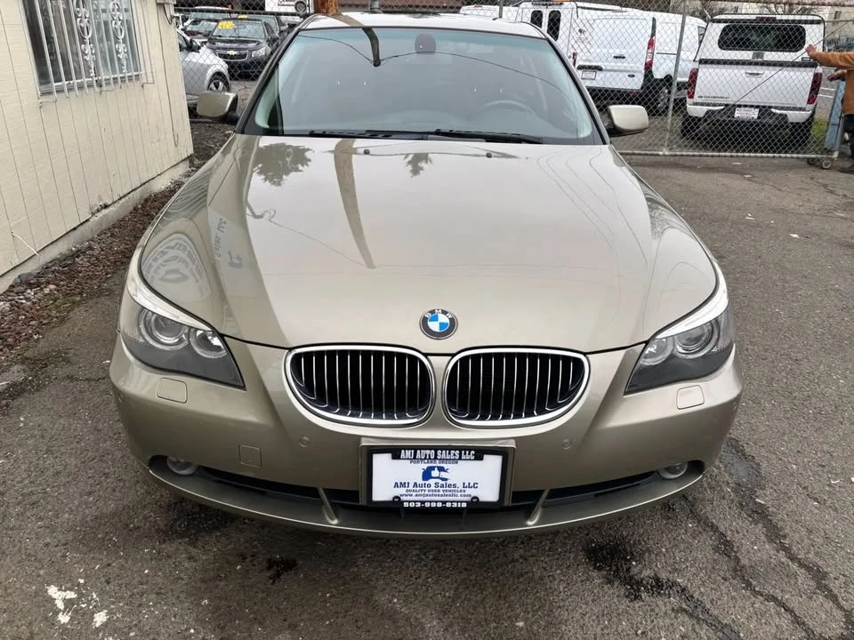 2007 BMW E60 5 Series Sedan - Image 2 of 18