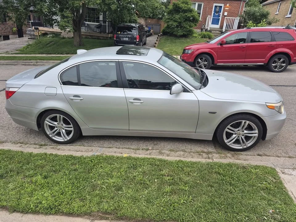 2007 BMW E60 5 Series Sedan - Image 2 of 5