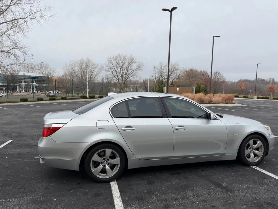 2007 BMW E60 5 Series Sedan - Image 5 of 16