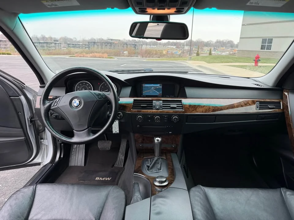 2007 BMW E60 5 Series Sedan - Image 13 of 16