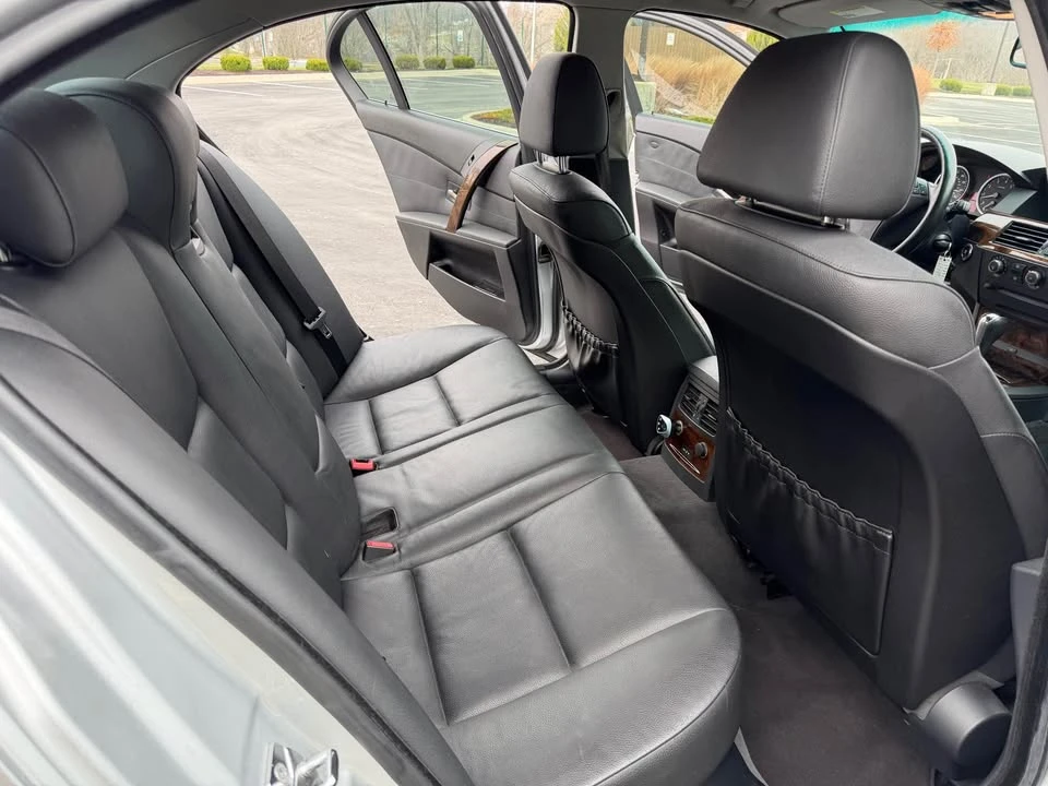 2007 BMW E60 5 Series Sedan - Image 11 of 16