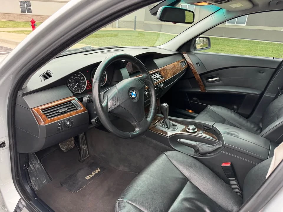 2007 BMW E60 5 Series Sedan - Image 8 of 16