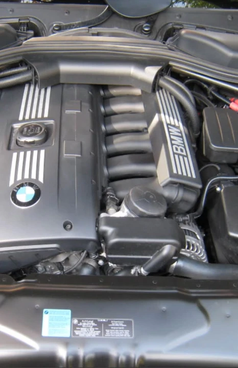 2007 BMW E60 5 Series Sedan - Image 2 of 18