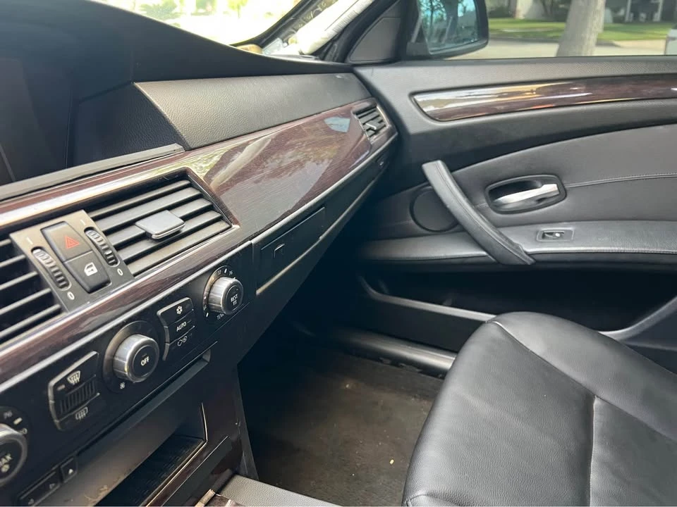 2007 BMW E60 5 Series Sedan - Image 10 of 15