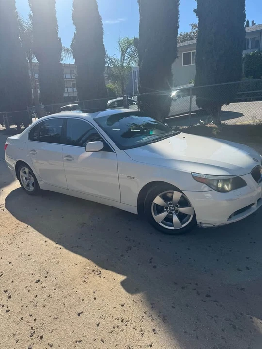 2007 BMW E60 5 Series Sedan - Image 2 of 11