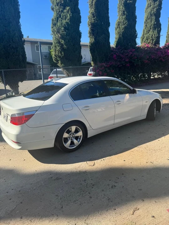 2007 BMW E60 5 Series Sedan - Image 4 of 11