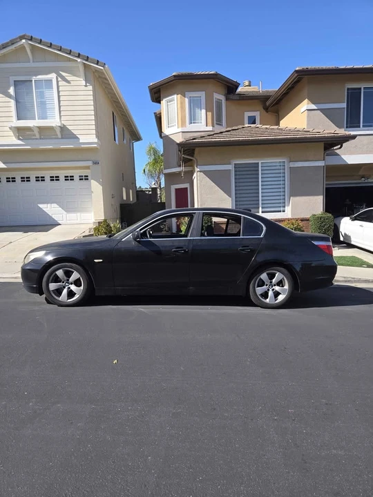 2007 BMW E60 5 Series Sedan - Image 3 of 8