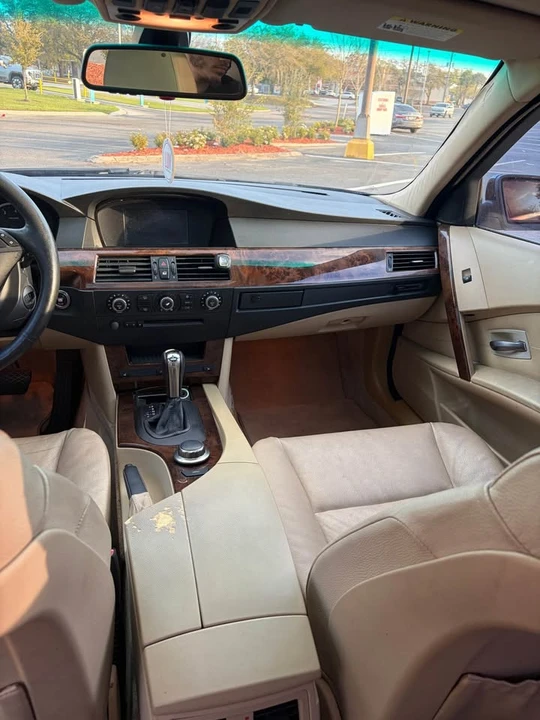 2007 BMW E60 5 Series Sedan - Image 12 of 18