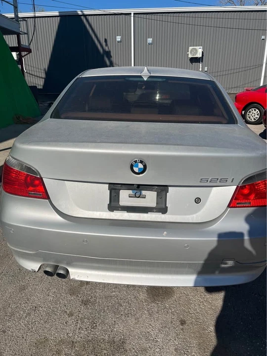 2007 BMW E60 5 Series Sedan - Image 3 of 8