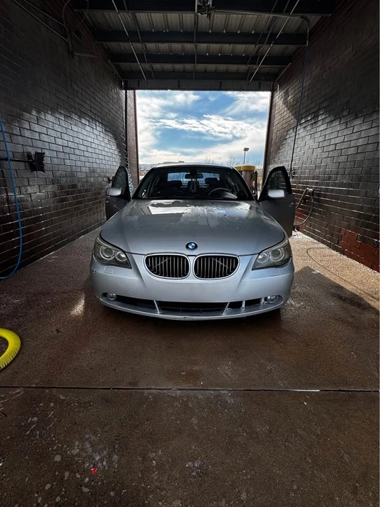 2007 BMW E60 5 Series Sedan - Image 4 of 4