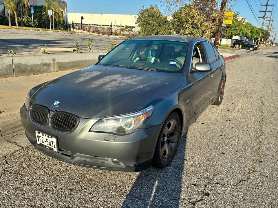 2007 BMW E60 5 Series Sedan - Image 2 of 4