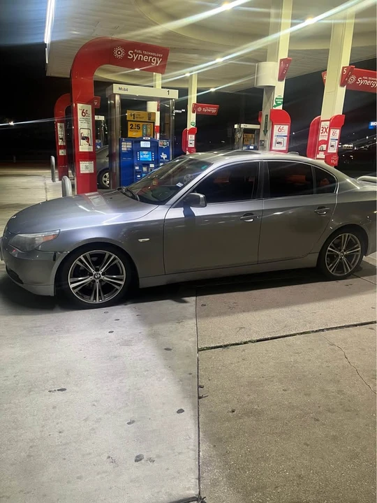 2007 BMW E60 5 Series Sedan - Image 4 of 4