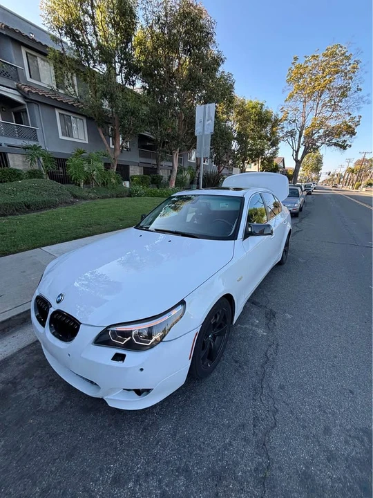 2007 BMW E60 5 Series Sedan - Image 2 of 9