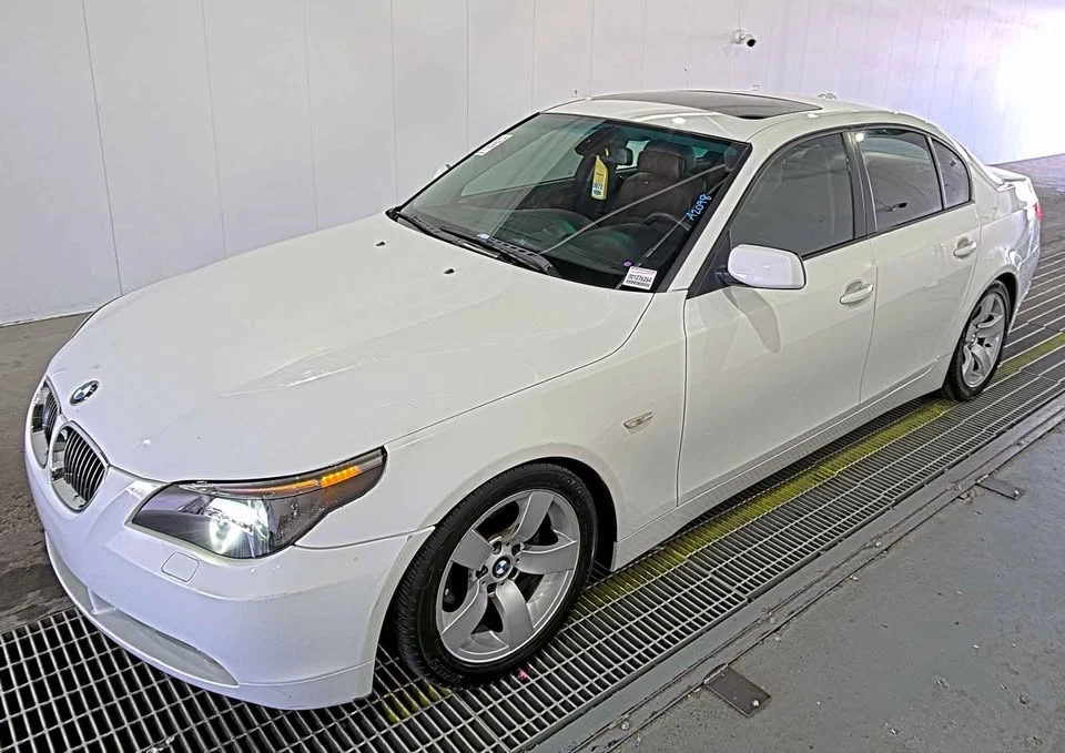2007 BMW E60 5 Series Sedan - Image 2 of 8