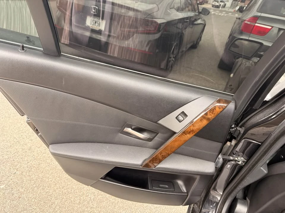2007 BMW E60 5 Series Sedan - Image 10 of 12