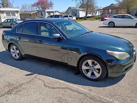 2007 BMW 5 Series 525xi Sedan