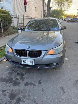 2007 BMW 5 Series 525xi Sedan