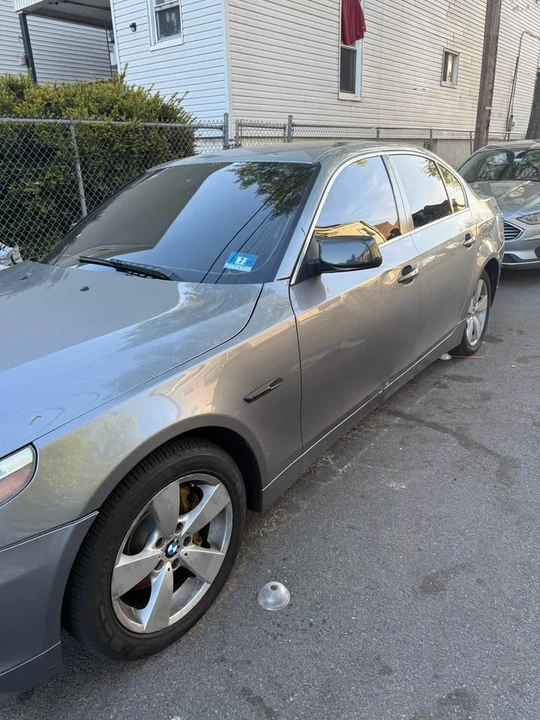2007 BMW E60 5 Series Sedan - Image 2 of 9
