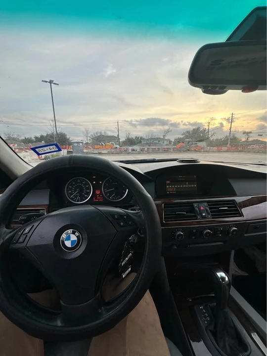 2007 BMW E60 5 Series Sedan - Image 9 of 11