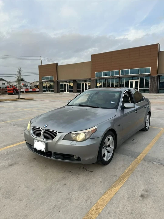 2007 BMW E60 5 Series Sedan - Image 6 of 11