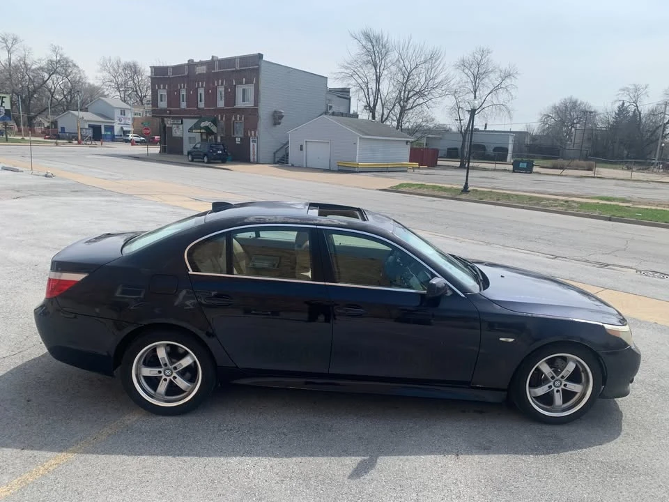 2007 BMW E60 5 Series Sedan - Image 6 of 16