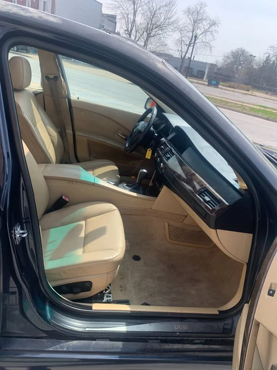 2007 BMW E60 5 Series Sedan - Image 11 of 16