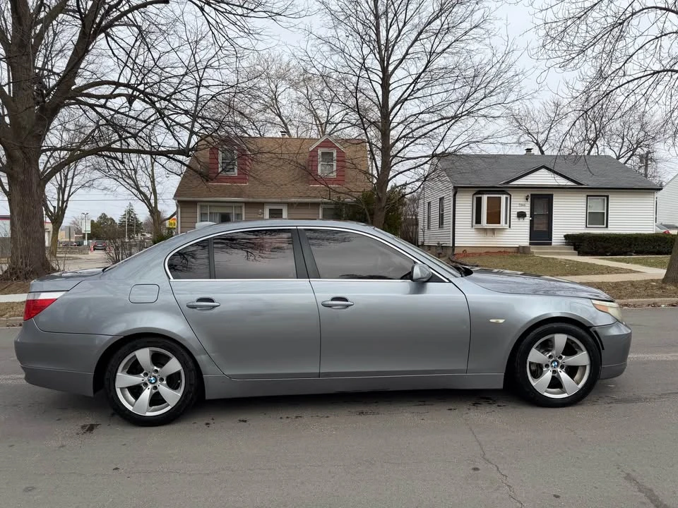 2007 BMW E60 5 Series Sedan - Image 2 of 15