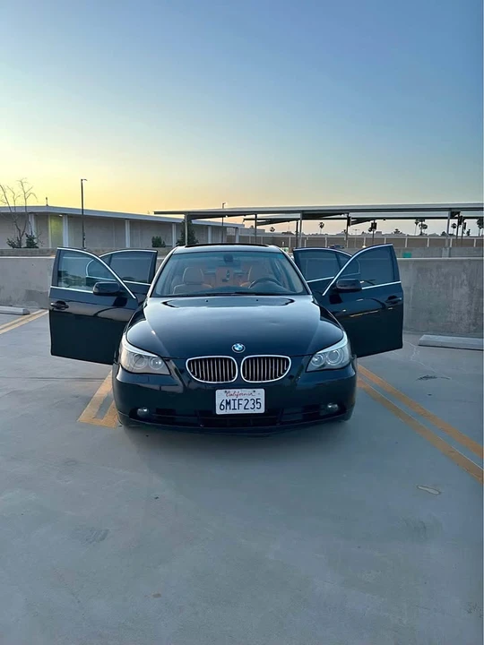 2007 BMW E60 5 Series Sedan - Image 2 of 8