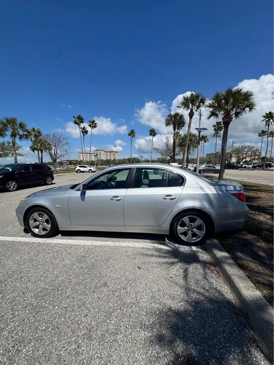 2007 BMW E60 5 Series Sedan - Image 4 of 14