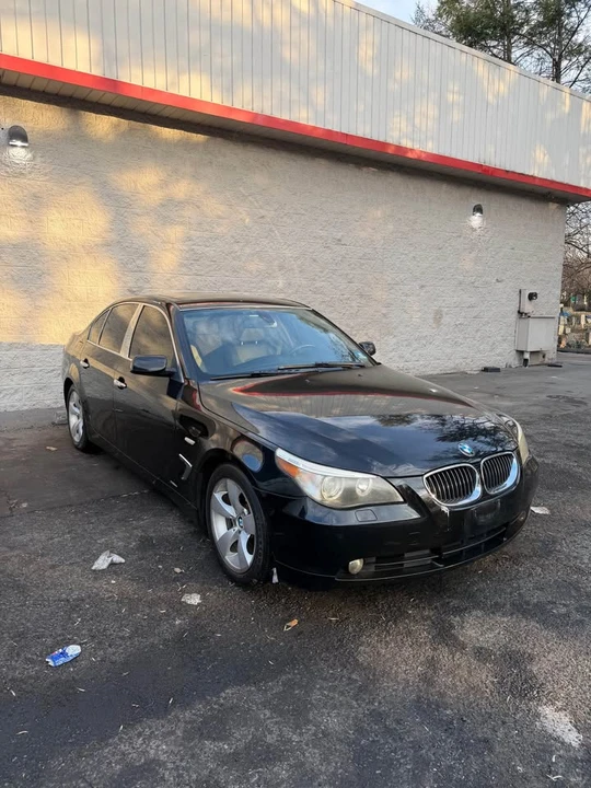 2007 BMW E60 5 Series Sedan - Image 2 of 6