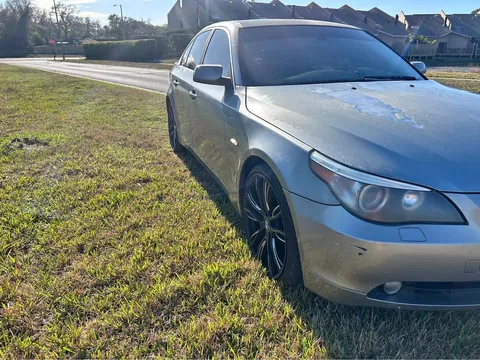 2007 BMW 5 Series 530xi Sedan