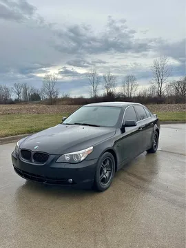 2007 BMW 5 Series 530xi Sedan