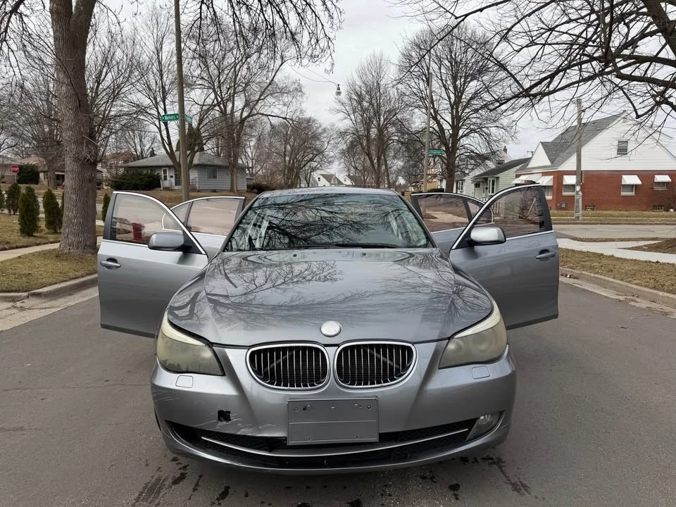 2007 BMW E60 5 Series Sedan - Image 2 of 16