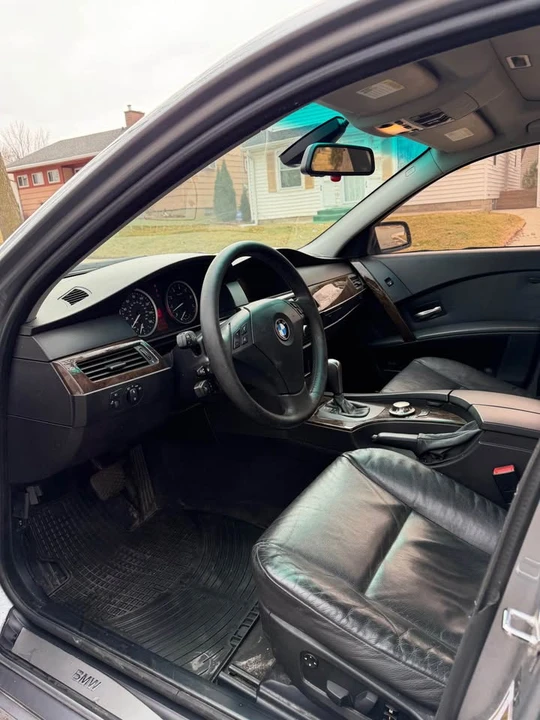 2007 BMW E60 5 Series Sedan - Image 10 of 16