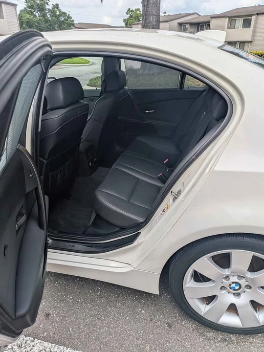 2007 BMW E60 5 Series Sedan - Image 4 of 10