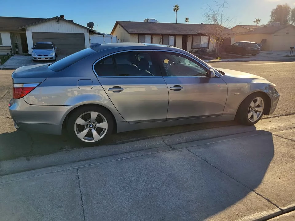 2007 BMW E60 5 Series Sedan - Image 2 of 10