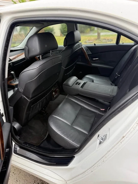 2007 BMW E60 545i & 550i Sedan - Image 7 of 8
