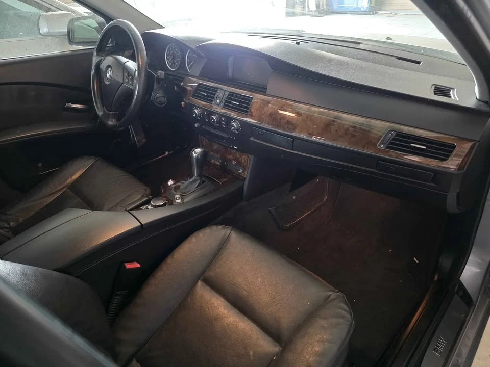 2007 BMW E60 545i & 550i Sedan - Image 4 of 8