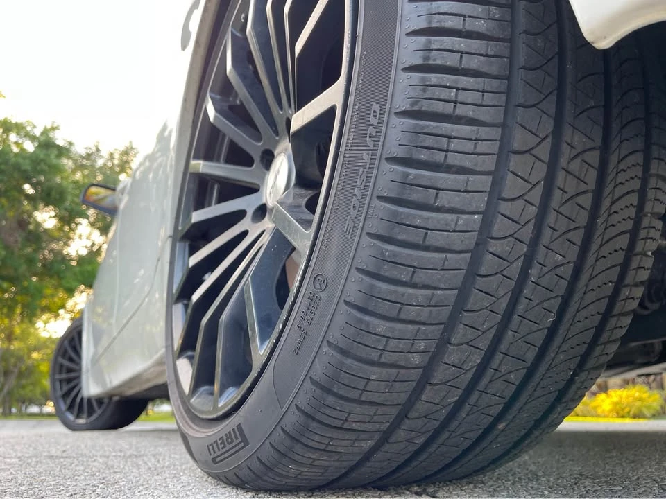 2007 BMW E60 545i & 550i Sedan - Image 2 of 14