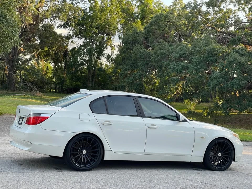 2007 BMW E60 545i & 550i Sedan - Image 12 of 14