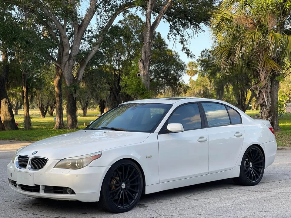 2007 BMW E60 545i & 550i Sedan - Image 14 of 14